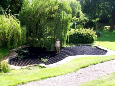 Pond safety systems, SAFADECK pond grid